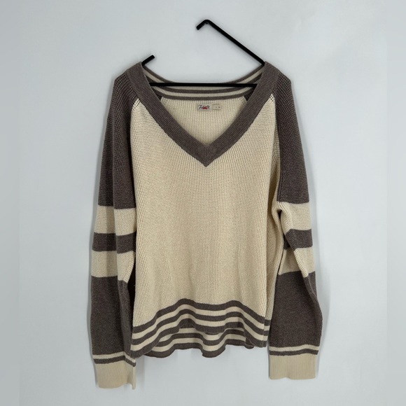 Faherty Throwback V-Neck Waffle Knit Cashmere Blend Sweater In Fenway - Picture 2 of 7